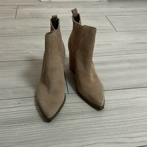 Suede short boots